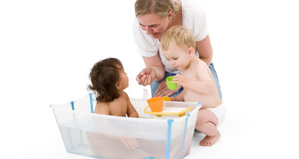 Stokke presenta Flexi Bath, la vaschetta pieghevole per il bagno Stokke presenta Flexi Bath, la vaschetta pieghevole per il bagno