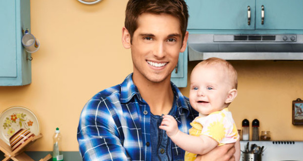 Papà single a 20 anni. Ecco “Baby Daddy”, la nuova sit-com su Joi Papà single a 20 anni. Ecco “Baby Daddy”, la nuova sit-com su Joi