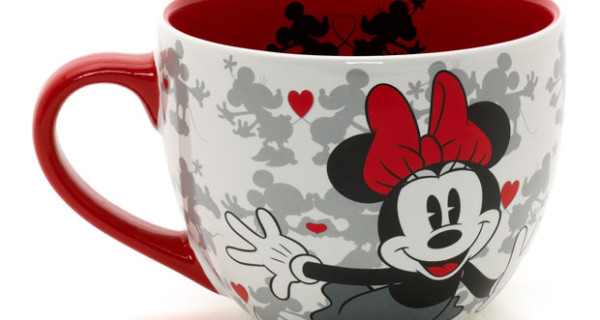Disney Store presenta il set di tazze di Minnie e Topolino Disney Store presenta il set di tazze di Minnie e Topolino