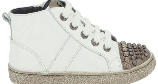 Sneaker con borchie da bambina, ecco le Naturino Sneaker con borchie da bambina, ecco le Naturino