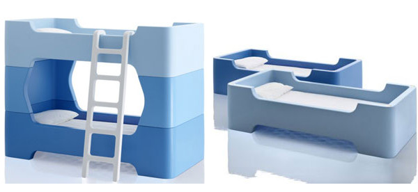 Bunky Blu, il colorato letto a castello che si trasforma in due letti singoli Bunky Blu, il colorato letto a castello che si trasforma in due letti singoli