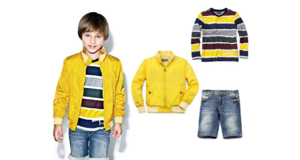 Il look per bambino firmato Geox Respira. Protagonista la giacca gialla in nylon Il look per bambino firmato Geox Respira. Protagonista la giacca gialla in nylon