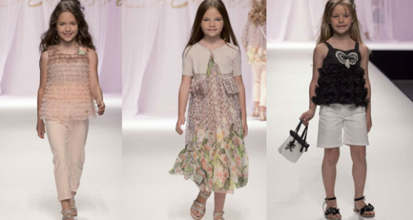 Miss Blumarine presenta la collezione PE 2013 per bambine Miss Blumarine presenta la collezione PE 2013 per bambine