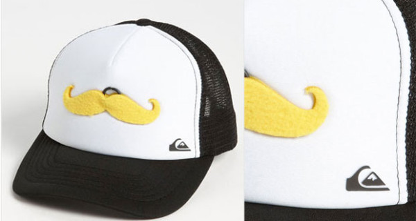 Il cappello con visiera per bambini firmato Quiksilver Il cappello con visiera per bambini firmato Quiksilver