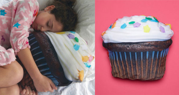 Cuscino a forma di Cupcake, perfetto per la cameretta delle bambine Cuscino a forma di Cupcake, perfetto per la cameretta delle bambine