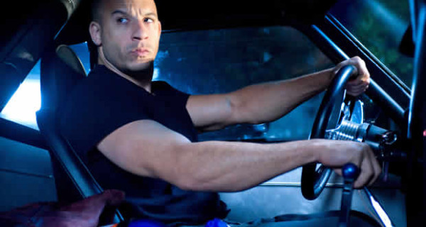 Vin Diesel regala un’auto sportiva alla figlia di 5 anni Vin Diesel regala un’auto sportiva alla figlia di 5 anni