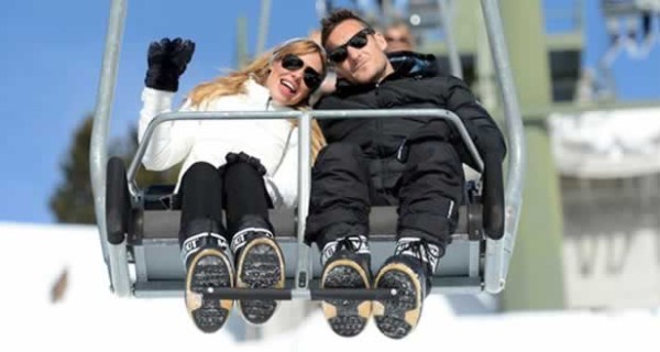 La coppia vip Totti-Blasi in attesa del terzo figlio? La coppia vip Totti-Blasi in attesa del terzo figlio?