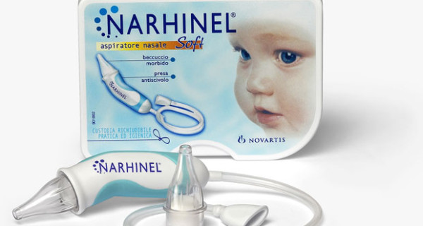 Come pulire il nasino al bambino in modo corretto e rilassato Come pulire il nasino al bambino in modo corretto e rilassato