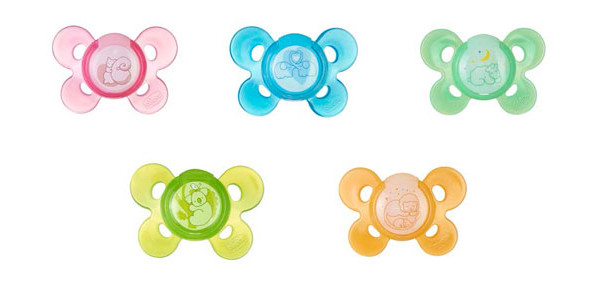 Chicco presenta i nuovi succhietti Physio: ecco Comfort e Air Chicco presenta i nuovi succhietti Physio: ecco Comfort e Air