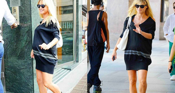 Look rock per Michelle Hunziker a poche settimane dal parto Look rock per Michelle Hunziker a poche settimane dal parto