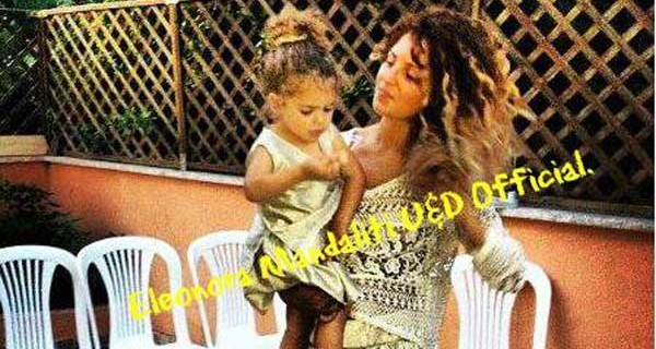 Eleonora Mandaliti e l’amore per la sua bambina: ecco Penelope Eleonora Mandaliti e l’amore per la sua bambina: ecco Penelope