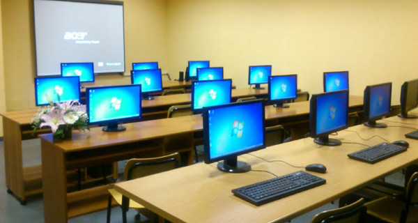 Inaugurata in provincia di Savona la prima aula multimediale donata da Samsung Inaugurata in provincia di Savona la prima aula multimediale donata da Samsung
