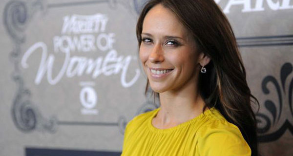 Jennifer Love Hewitt è diventata mamma: è nata Autumn James Hallisay Jennifer Love Hewitt è diventata mamma: è nata Autumn James Hallisay