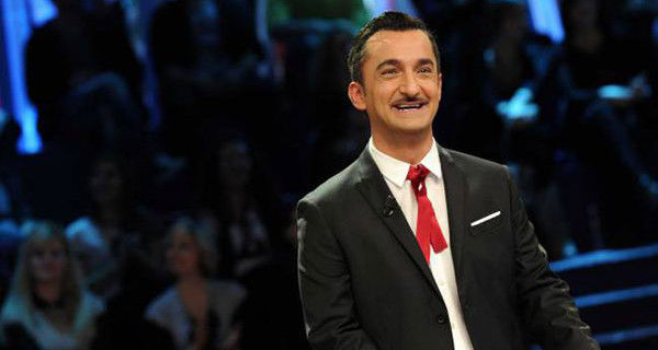 L’appello di Nicola Savino a sua figlia e a tutti i bambini: “Non chiedete regali costosi a Babbo Natale” L’appello di Nicola Savino a sua figlia e a tutti i bambini: “Non chiedete regali costosi a Babbo Natale”