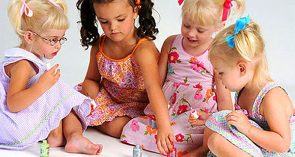 Piggy Paint: gli smalti perfetti per bambine e donne in gravidanza Piggy Paint: gli smalti perfetti per bambine e donne in gravidanza