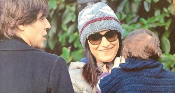Laura Pausini festeggia 20 anni di carriera a New York e, con lei, c’è sempre sua figlia Paola Laura Pausini festeggia 20 anni di carriera a New York e, con lei, c’è sempre sua figlia Paola