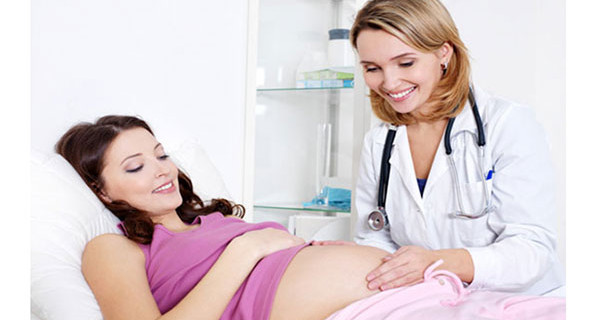 Rivolta delle mamme: papà cacciati dall’Ospedale Maggiore di Bologna Rivolta delle mamme: papà cacciati dall’Ospedale Maggiore di Bologna