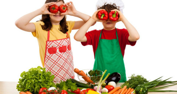 Genitori vegetariani: ecco come fare i con figli Genitori vegetariani: ecco come fare i con figli