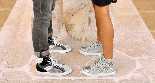 Hogan Junior: le sneakers Hi top protagoniste della campagna SS 2014 Hogan Junior: le sneakers Hi top protagoniste della campagna SS 2014