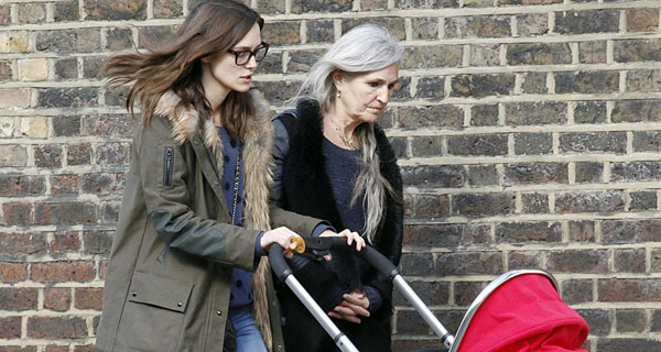 Keira Knightley presto mamma? Eccola in giro per Londra con un passeggino Keira Knightley presto mamma? Eccola in giro per Londra con un passeggino