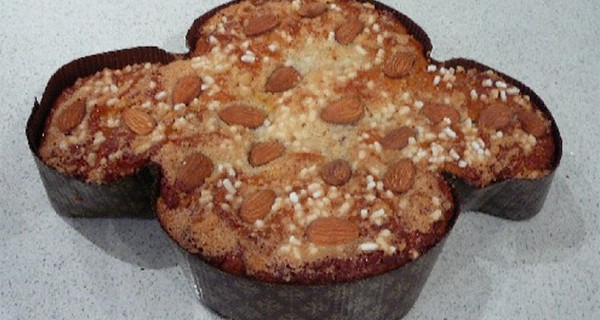 Colomba senza glutine: la ricetta del dolce di Pasqua perfetta per i celiaci Colomba senza glutine: la ricetta del dolce di Pasqua perfetta per i celiaci