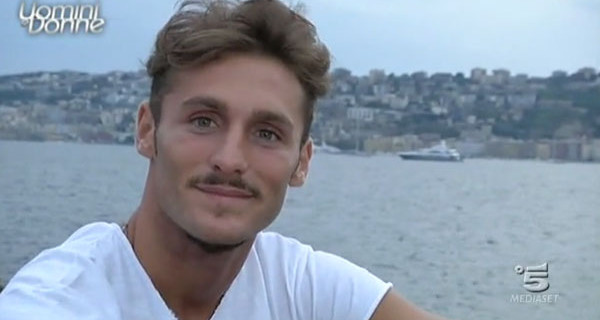 Tommaso Scala e Flavia Fiadone si sono lasciati. Interviene la mamma del tronista: “Vergonatevi!” Tommaso Scala e Flavia Fiadone si sono lasciati. Interviene la mamma del tronista: “Vergonatevi!”