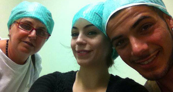 Alessia Cammarota e Aldo Palmeri in ospedale: sono diventati zii Alessia Cammarota e Aldo Palmeri in ospedale: sono diventati zii