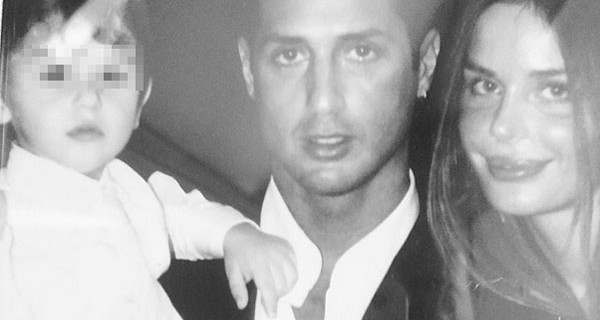 Nina Moric malinconica su Instagram: le foto di Carlos e di Fabrizio Corona Nina Moric malinconica su Instagram: le foto di Carlos e di Fabrizio Corona