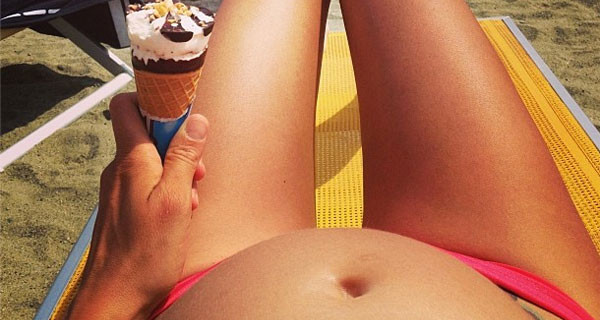 Grande Fratello: L’ex gieffina Vanessa Ravizza è incinta? La foto sembrerebbe confermarlo Grande Fratello: L’ex gieffina Vanessa Ravizza è incinta? La foto sembrerebbe confermarlo