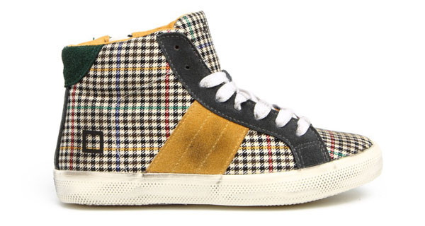 D.A.T.E. Kids, le sneakers alte in tessuto della collezione Autunno Inverno 2014-2015 D.A.T.E. Kids, le sneakers alte in tessuto della collezione Autunno Inverno 2014-2015