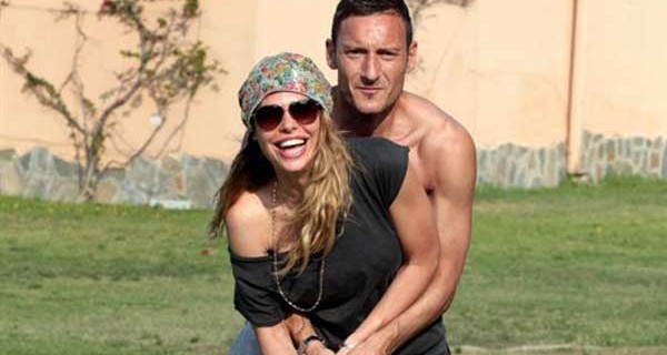 Ilary Blasi e Francesco Totti, terzo figlio in arrivo? Le parole della showgirl Ilary Blasi e Francesco Totti, terzo figlio in arrivo? Le parole della showgirl
