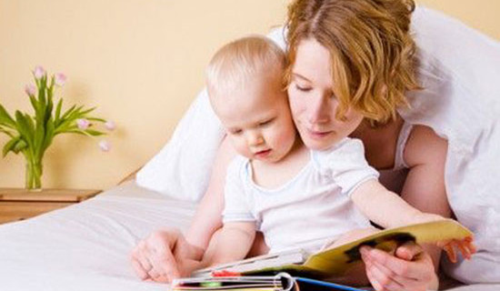 Ecco perchè è importante leggere le favole ai bambini: la ricerca dei pediatri americani Ecco perchè è importante leggere le favole ai bambini: la ricerca dei pediatri americani