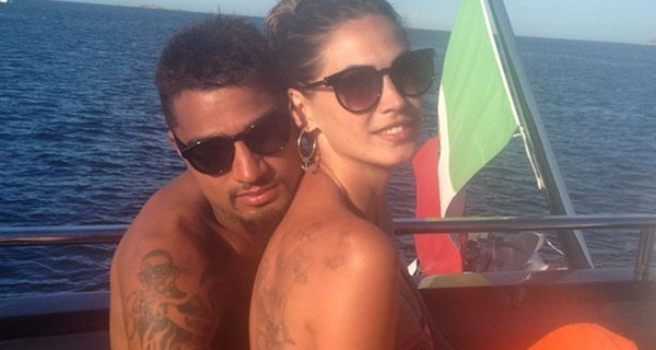 Melissa Satta neo-mamma: “Io e Kevin ci sposiamo. Secondo figlio? Vedremo” Melissa Satta neo-mamma: “Io e Kevin ci sposiamo. Secondo figlio? Vedremo”