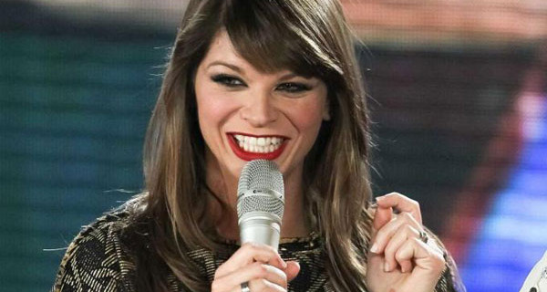 Alessandra Amoroso sogna una famiglia: “Vorrei sposarmi e avere dei figli” Alessandra Amoroso sogna una famiglia: “Vorrei sposarmi e avere dei figli”