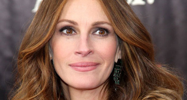Bullismo, Julia Roberts afferma: “Ne sono stata vittima anche io, non fare nulla è sbagliato” Bullismo, Julia Roberts afferma: “Ne sono stata vittima anche io, non fare nulla è sbagliato”
