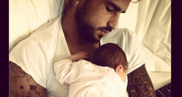 Micol Olivieri presenta la sua bimba: “Arya assomiglia al papà” La prima foto Micol Olivieri presenta la sua bimba: “Arya assomiglia al papà” La prima foto