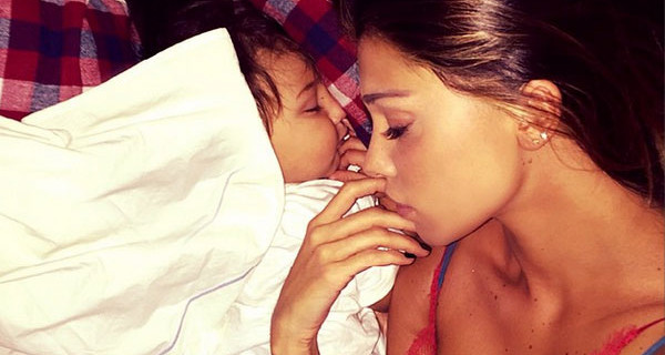 Belen Rodriguez, ma come fa a far tutto? “Il mio segreto per essere mamma, moglie e donna in carriera” Belen Rodriguez, ma come fa a far tutto? “Il mio segreto per essere mamma, moglie e donna in carriera”