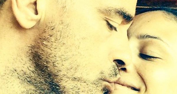 Eros Ramazzotti presto di nuovo papà: Marica Pellegrinelli è incinta di un maschietto Eros Ramazzotti presto di nuovo papà: Marica Pellegrinelli è incinta di un maschietto