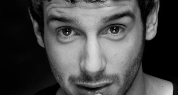 Uomini e Donne, Jonas Berami e la foto che ha commosso il web Uomini e Donne, Jonas Berami e la foto che ha commosso il web
