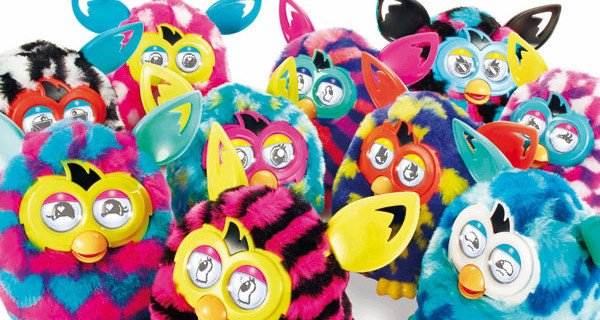 Furby è ancora più tecnologico e colorato: arriva Furby Boom Furby è ancora più tecnologico e colorato: arriva Furby Boom