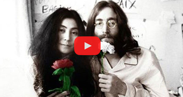 Una Canzone di Natale al giorno, “Happy Xmas (War is Over)” di John Lennon e Yoko Ono. Video, Testo e Traduzione Una Canzone di Natale al giorno, “Happy Xmas (War is Over)” di John Lennon e Yoko Ono. Video, Testo e Traduzione
