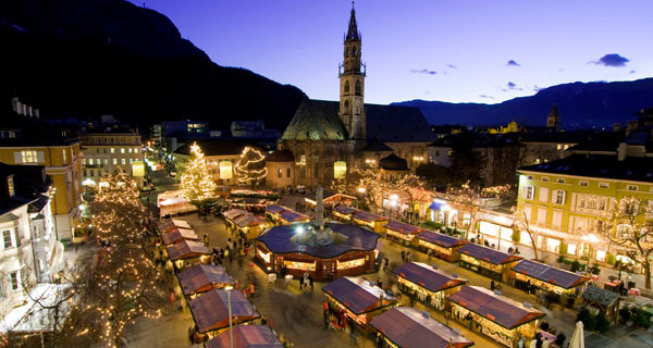 Mercatini di Natale per tutta la famiglia: quello di Bolzano è a basso impatto Mercatini di Natale per tutta la famiglia: quello di Bolzano è a basso impatto