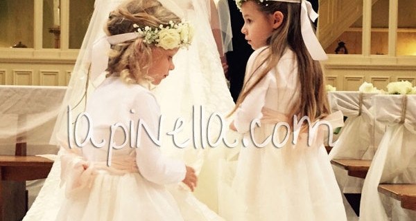 Il look di Mia Facchinetti per il matrimonio di mamma Alessia Marcuzzi e Paolo Calabresi Marconi Il look di Mia Facchinetti per il matrimonio di mamma Alessia Marcuzzi e Paolo Calabresi Marconi