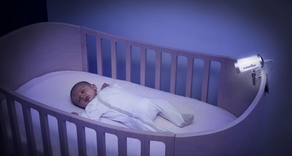 Genitori più sicuri con il baby monitor video che non rilascia onde elettromagnetiche Genitori più sicuri con il baby monitor video che non rilascia onde elettromagnetiche