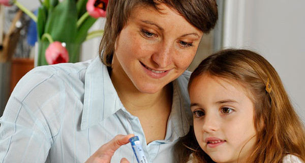 Bimbi dal dentista: un aiuto dai medicinali omeopatici Bimbi dal dentista: un aiuto dai medicinali omeopatici
