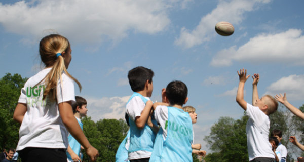 Sport per bambini: ecco perché il Rugby va bene per i più piccoli Sport per bambini: ecco perché il Rugby va bene per i più piccoli