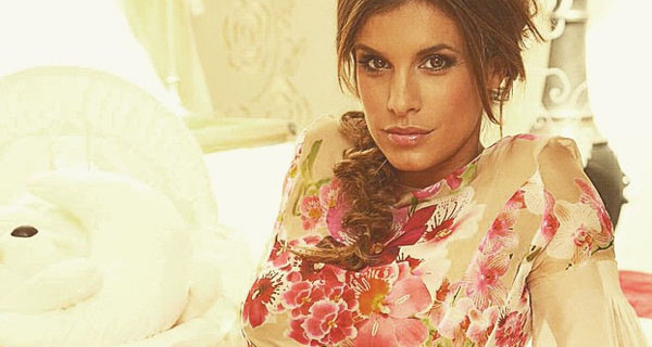 Elisabetta Canalis incinta, l’intervista: “Non vedo l’ora di abbracciare mia figlia” Elisabetta Canalis incinta, l’intervista: “Non vedo l’ora di abbracciare mia figlia”