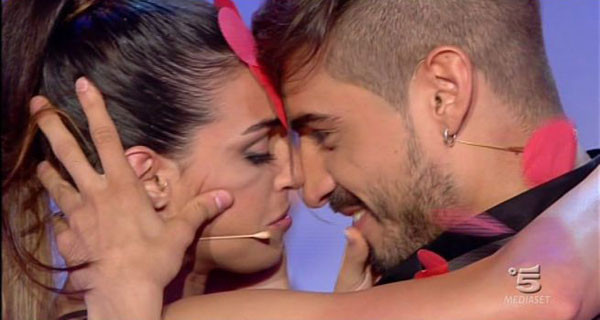 Uomini e Donne, Fabio Colloricchio presto papà? La sua confessione in un’intervista Uomini e Donne, Fabio Colloricchio presto papà? La sua confessione in un’intervista