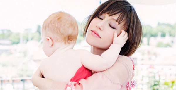 Gabriella Pession: “Ho sofferto di Baby Blues, bisogna parlare delle difficoltà delle neo mamme” Gabriella Pession: “Ho sofferto di Baby Blues, bisogna parlare delle difficoltà delle neo mamme”