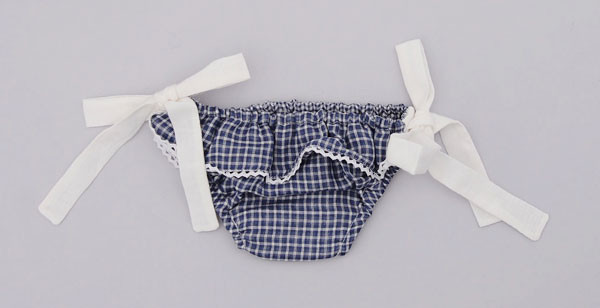 Kit da spiaggia per il primo bagnetto dei neonati: cosa non deve mancare al mare Kit da spiaggia per il primo bagnetto dei neonati: cosa non deve mancare al mare